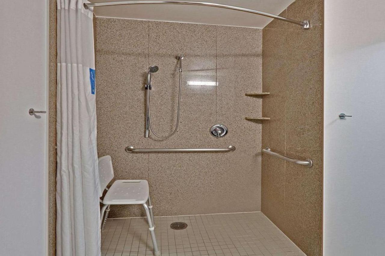 Comfort Inn Plano-Dallas Экстерьер фото